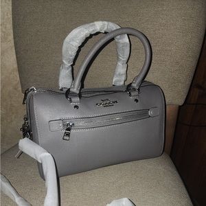 BRAND NEW COACH PURSE ✨ GRAY WITH HAND AND CROSSBODY STRAP